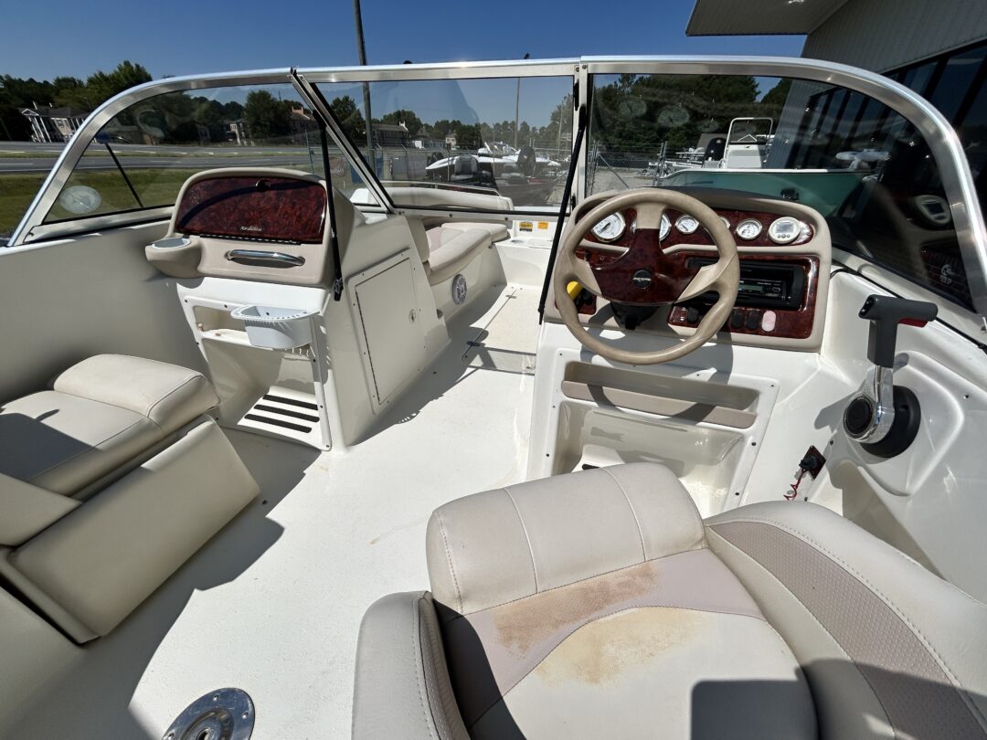 Nauticstar 205 DC Sport Deck For Sale | Custom Marine | Statesboro Savannah GA Boat Dealer_13