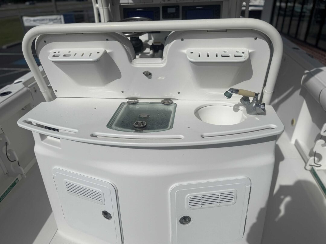 Everglades 260CC For Sale | Custom Marine | Statesboro Savannah GA Boat Dealer_13