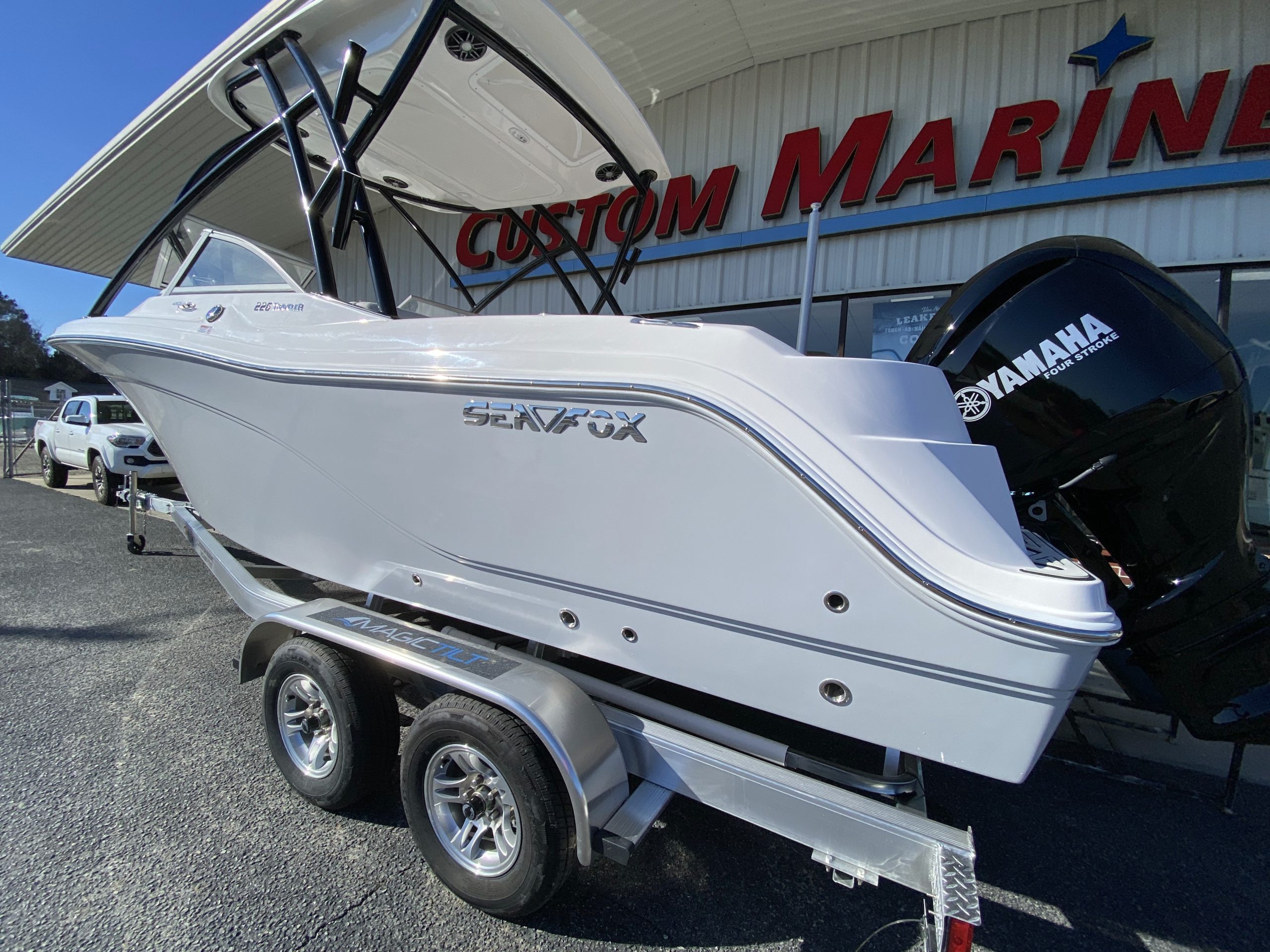 2023 Sea Fox 226 Traveler <br>ID00273330<br> Est. Payment: $704.00/mo.* 3 Sea Fox 226 Traveler For Sale | Custom Marine | Statesboro Savannah GA Boat Dealer_3