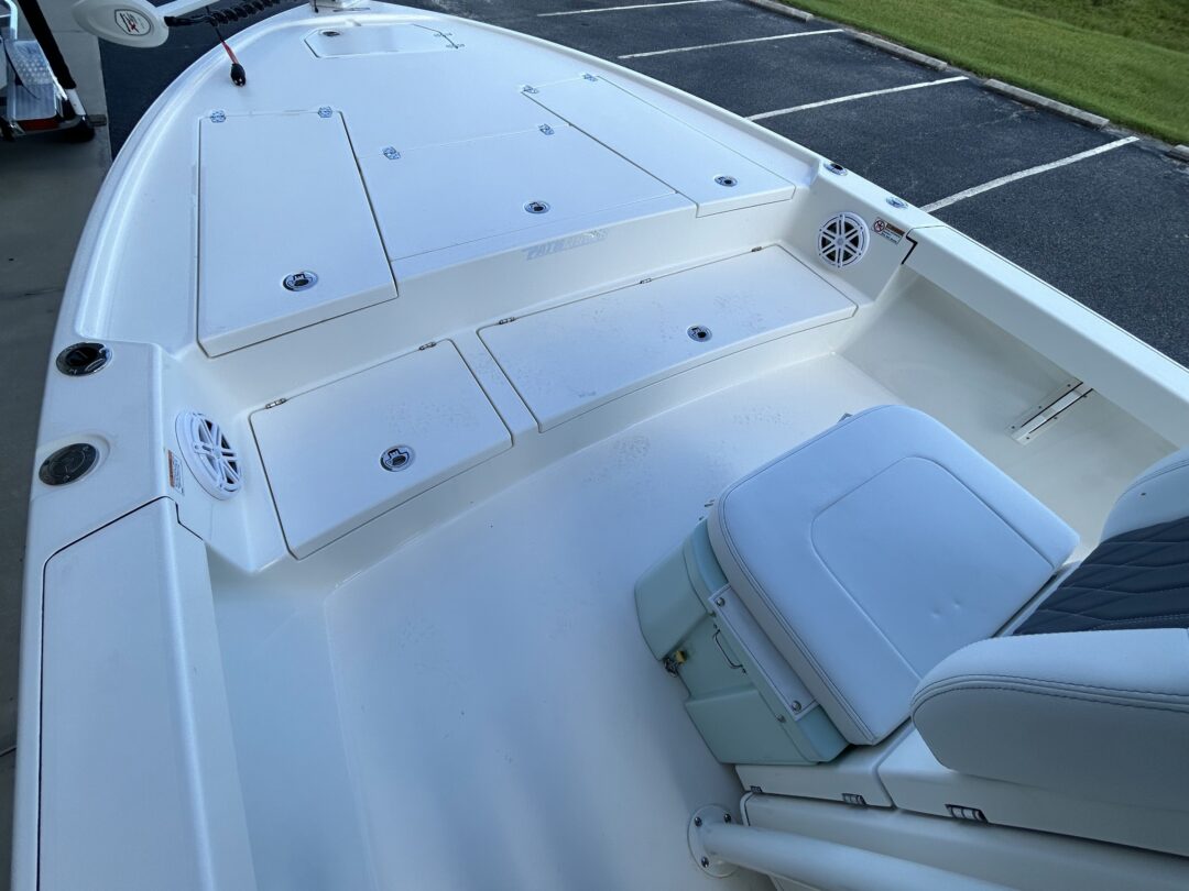 Pathfinder Hybrid 2500 For Sale | Custom Marine | Statesboro Savannah GA Boat Dealer_13