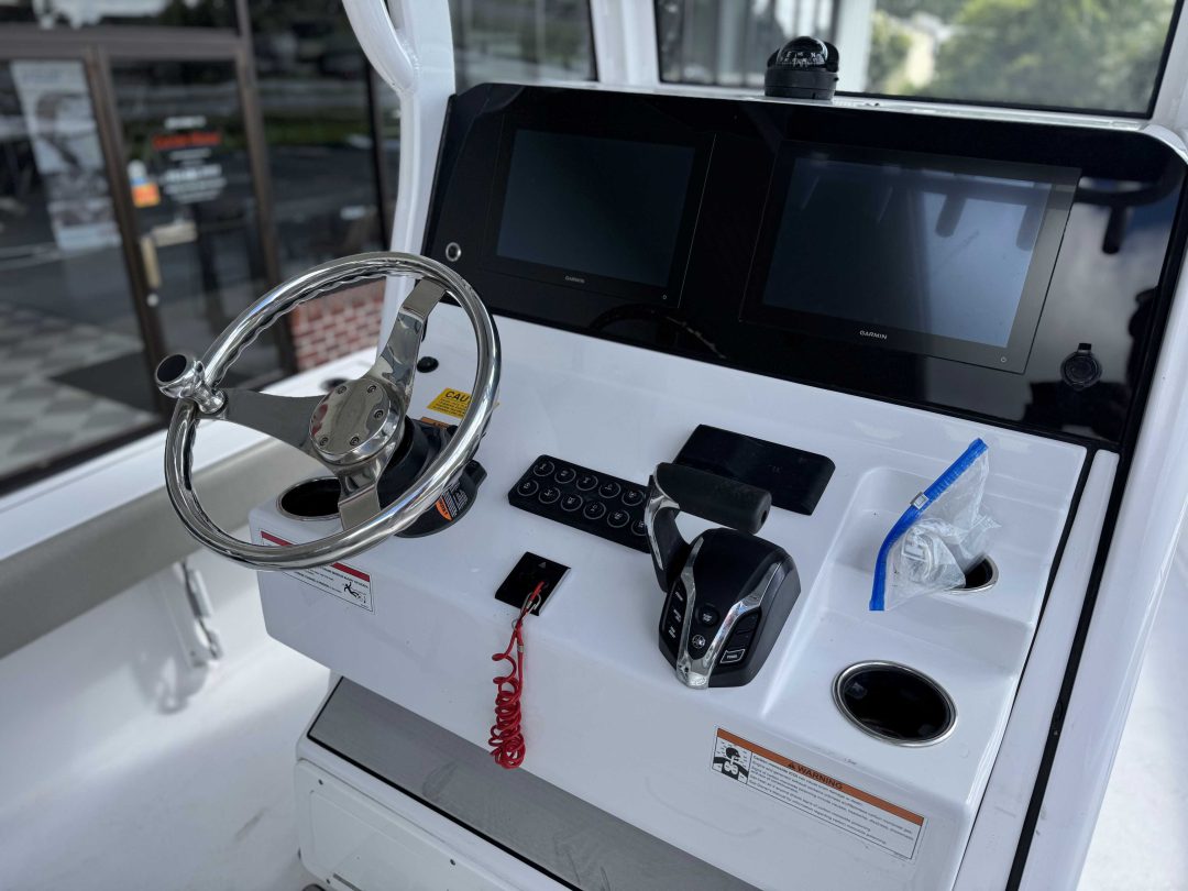 Sportsman 247OE For Sale | Custom Marine | Statesboro Savannah GA Boat Dealer_12
