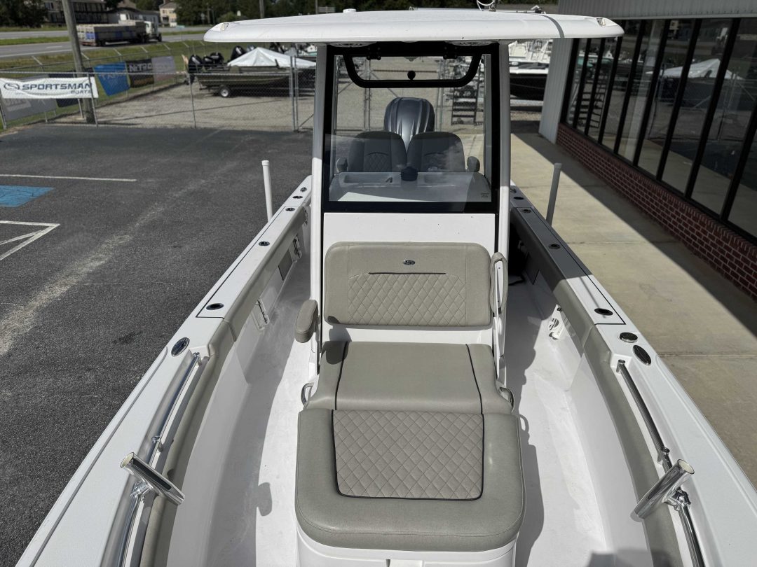 Sportsman 247OE For Sale | Custom Marine | Statesboro Savannah GA Boat Dealer_9