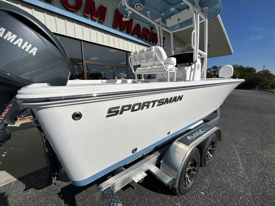 Sportsman Masters 227 For Sale | Custom Marine | Statesboro Savannah GA Boat Dealer_6