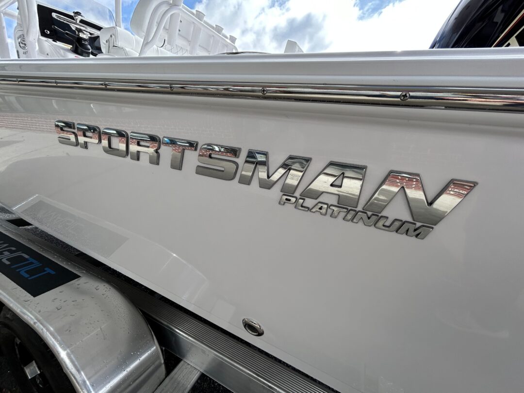 Sportsman Masters 227/Demo For Sale | Custom Marine | Statesboro Savannah GA Boat Dealer_14