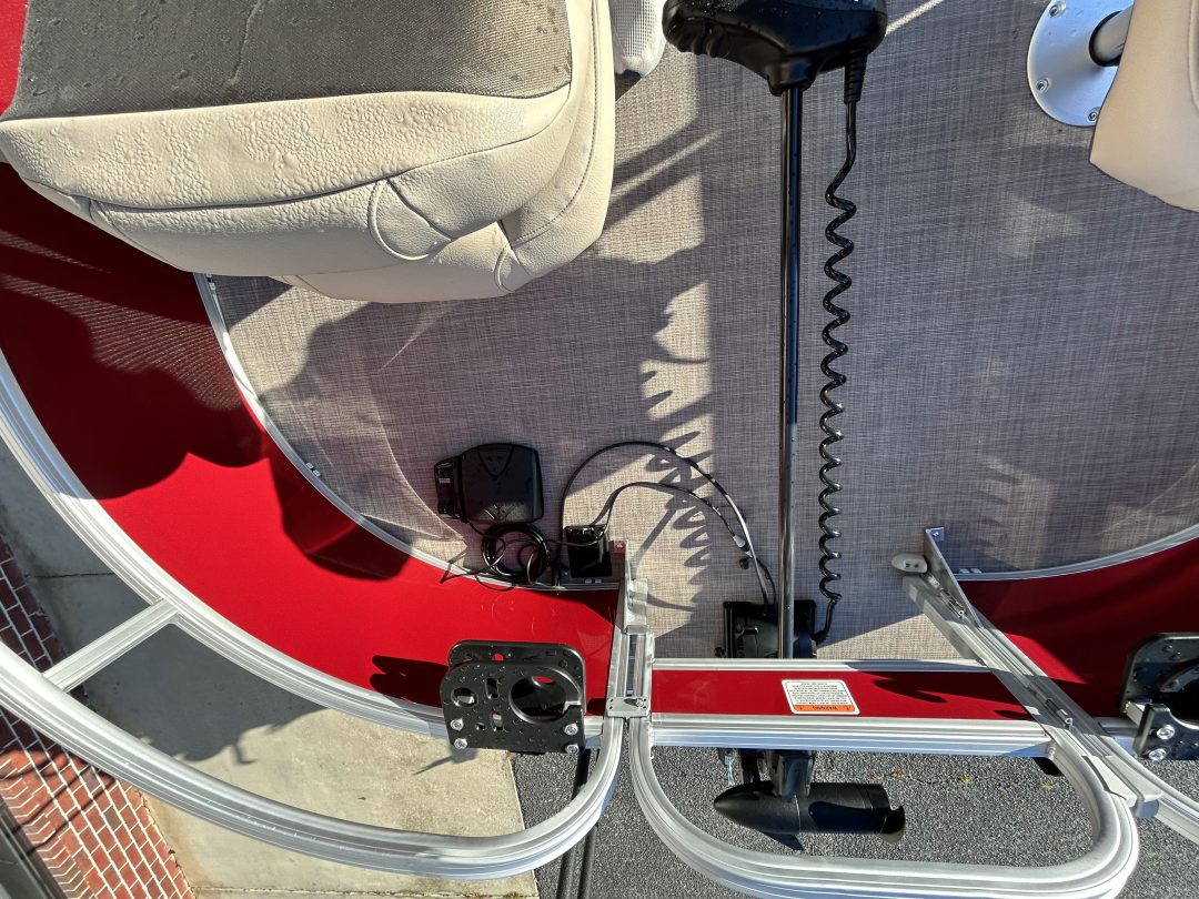 Sun Tracker Bass Buggy 16XLS For Sale | Custom Marine | Statesboro Savannah GA Boat Dealer_12