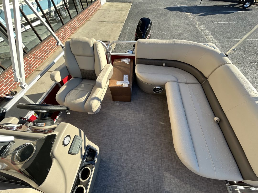 Sun Tracker Bass Buggy 16XLS For Sale | Custom Marine | Statesboro Savannah GA Boat Dealer_15