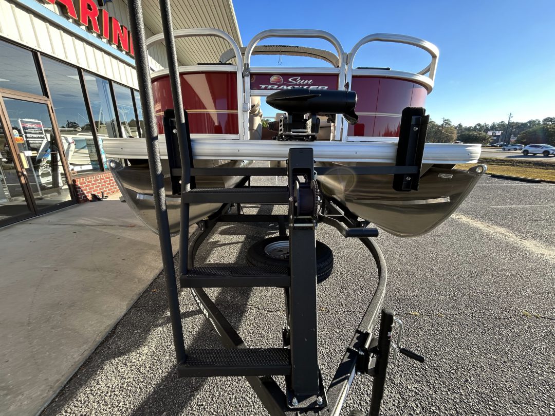 Sun Tracker Bass Buggy 16XLS For Sale | Custom Marine | Statesboro Savannah GA Boat Dealer_7
