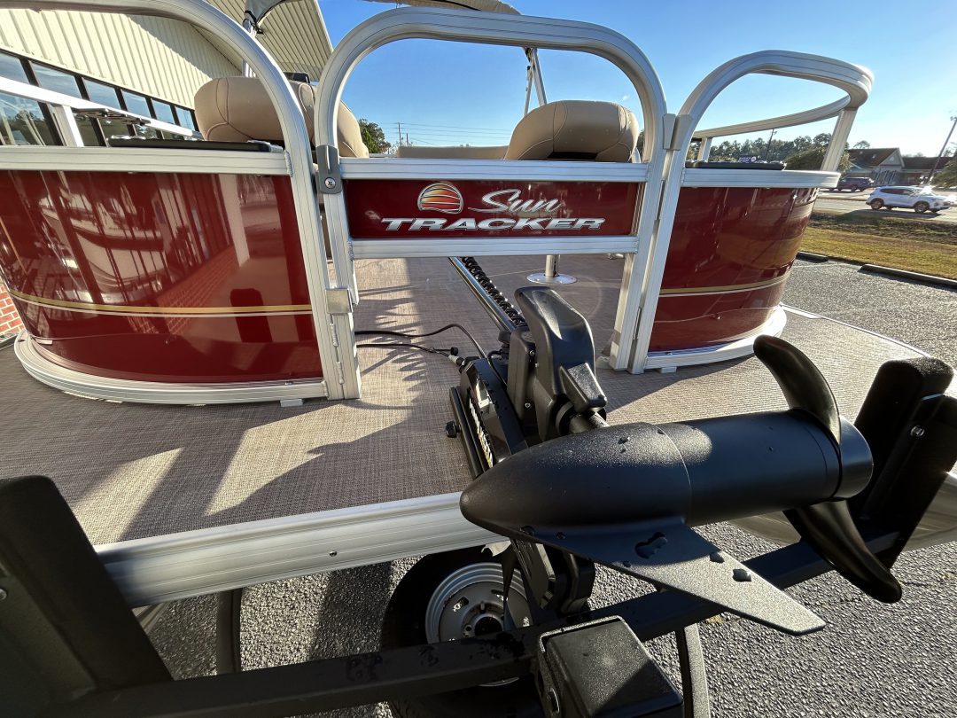 Sun Tracker Bass Buggy 16XLS For Sale | Custom Marine | Statesboro Savannah GA Boat Dealer_8