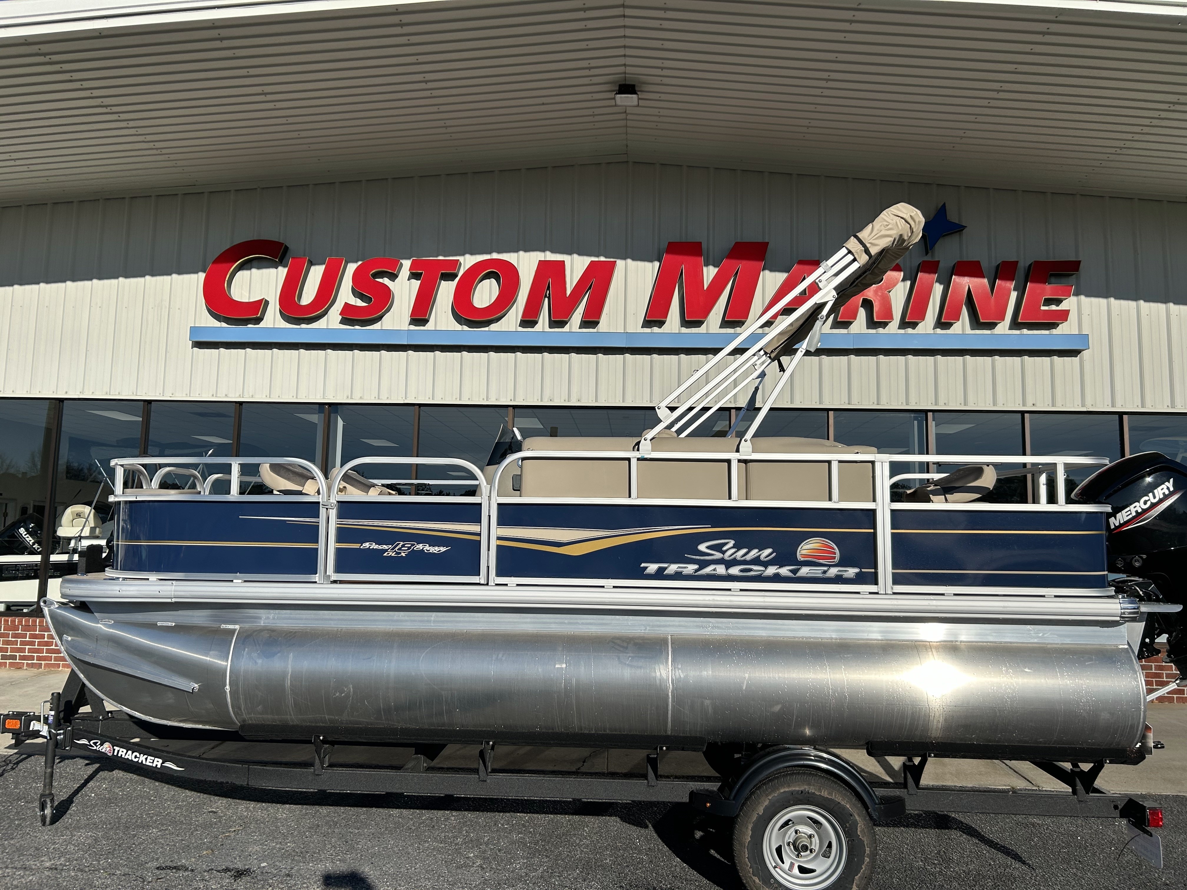 2024 Sun Tracker Bass Buggy 18 For Sale | Custom Marine | Statesboro Savannah GA Boat Dealer_1