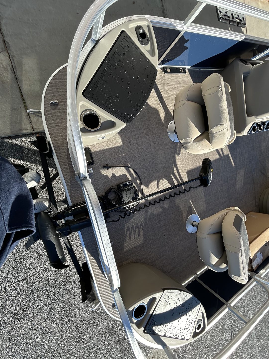 Sun Tracker Bass Buggy 18 For Sale | Custom Marine | Statesboro Savannah GA Boat Dealer_5