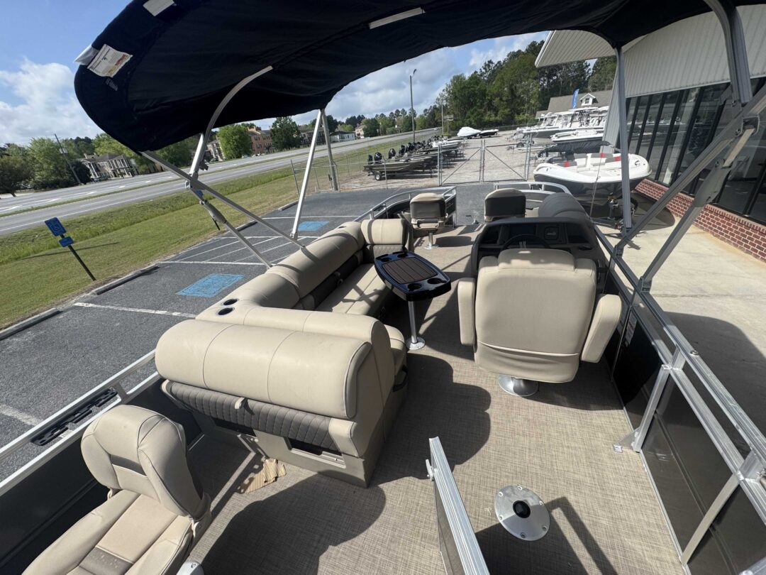 Sun Tracker Fishin Barge 20 DLX For Sale | Custom Marine | Statesboro Savannah GA Boat Dealer_7