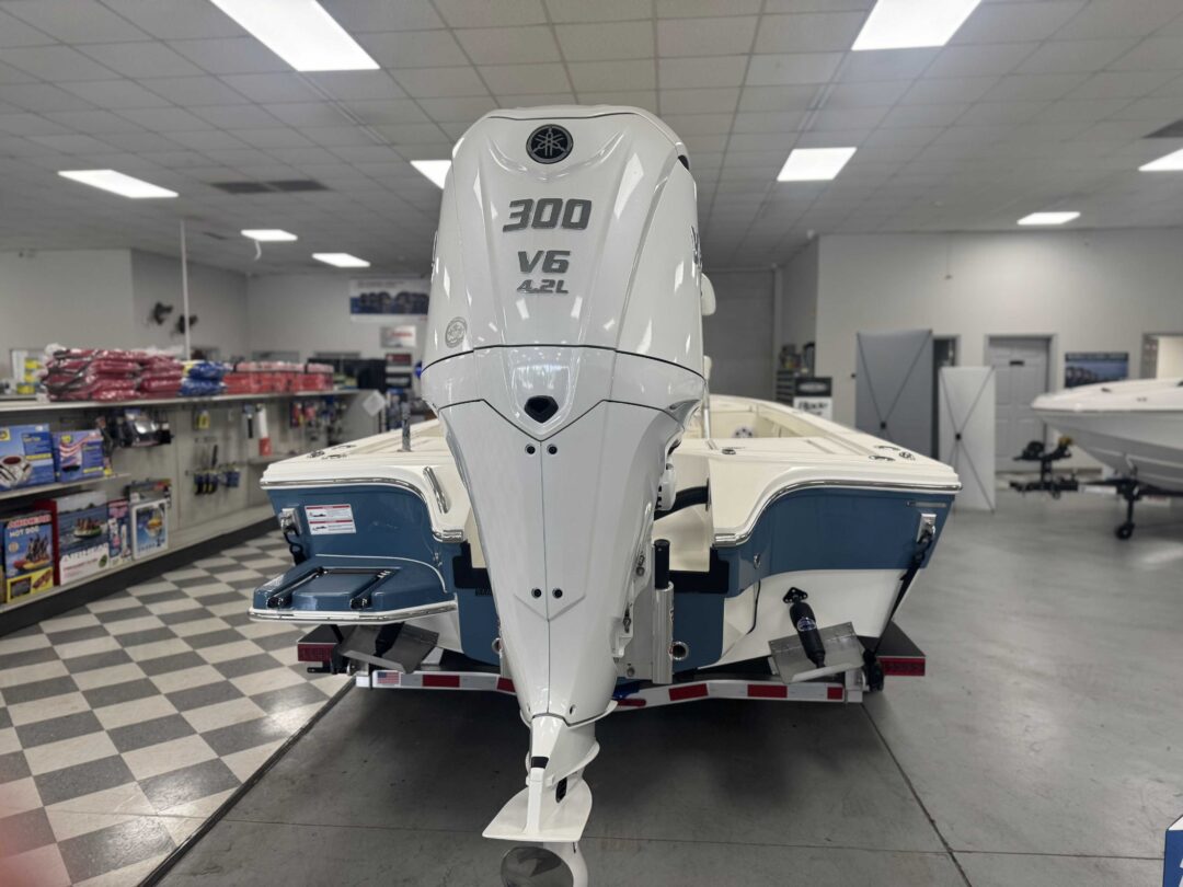 Pathfinder HPS 2300 For Sale | Custom Marine | Statesboro Savannah GA Boat Dealer_7