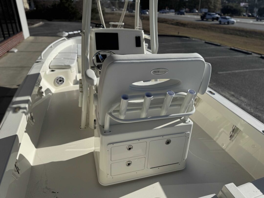 Pathfinder TRS 2600 For Sale | Custom Marine | Statesboro Savannah GA Boat Dealer_10