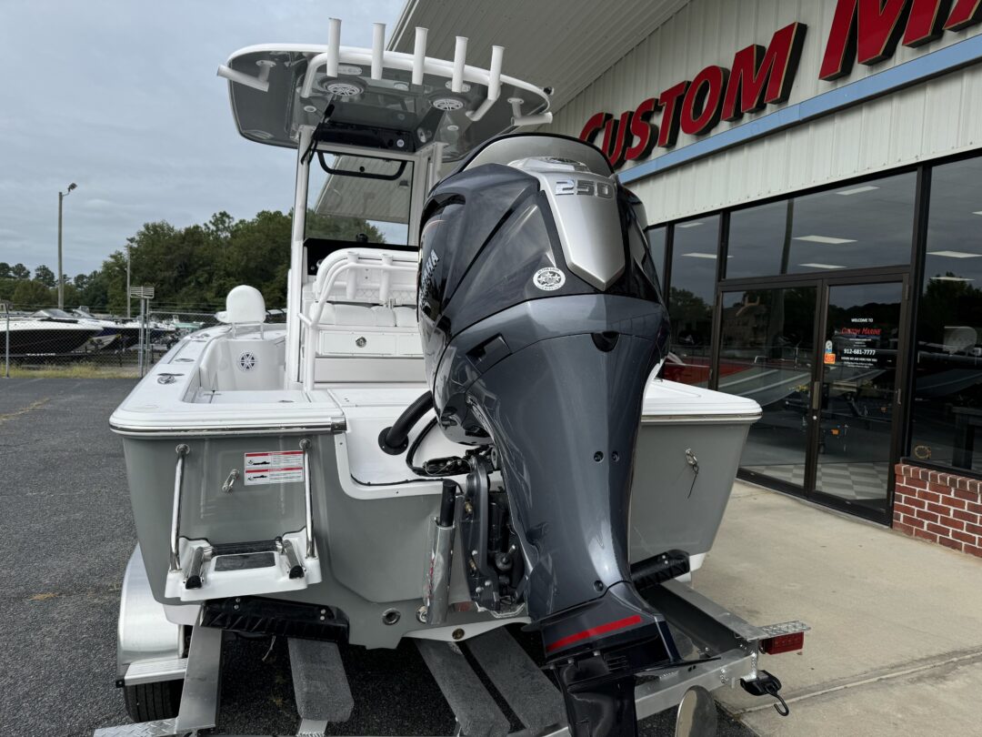 Sportsman Masters 227 For Sale | Custom Marine | Statesboro Savannah GA Boat Dealer_4