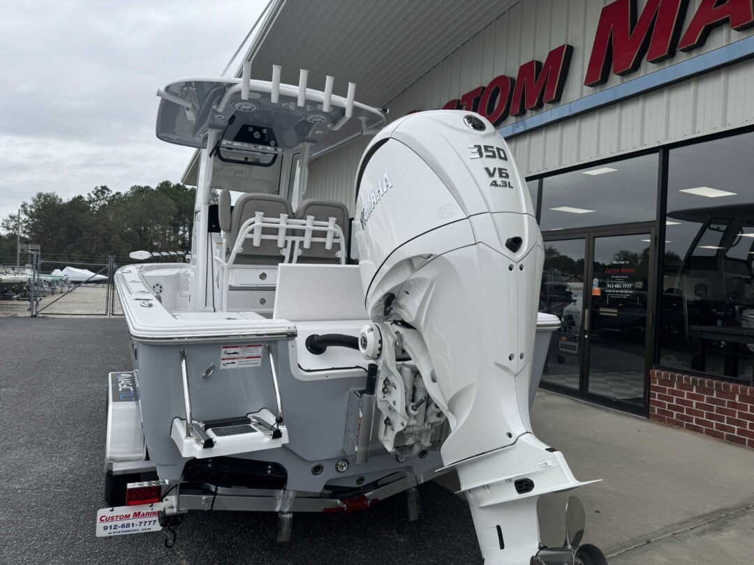 Sportsman Masters 247 For Sale | Custom Marine | Statesboro Savannah GA Boat Dealer_4