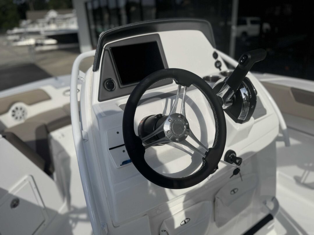 Tahoe 2150CC For Sale | Custom Marine | Statesboro Savannah GA Boat Dealer_11