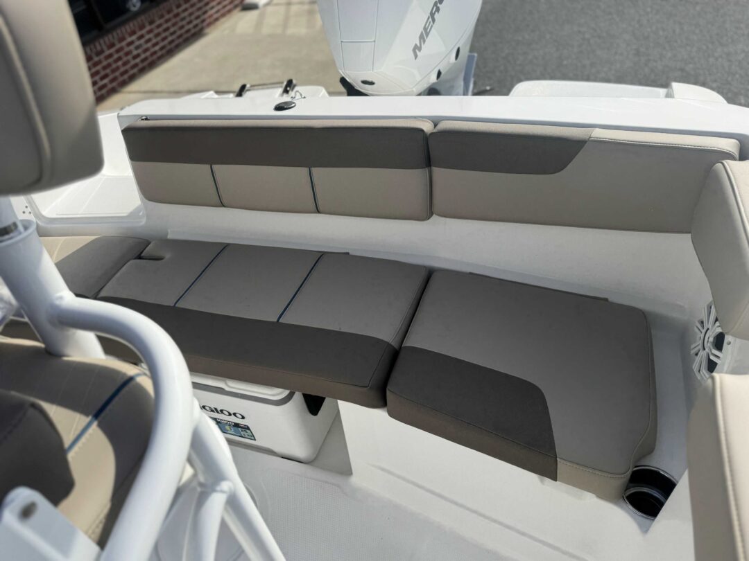 Tahoe 2150CC For Sale | Custom Marine | Statesboro Savannah GA Boat Dealer_13