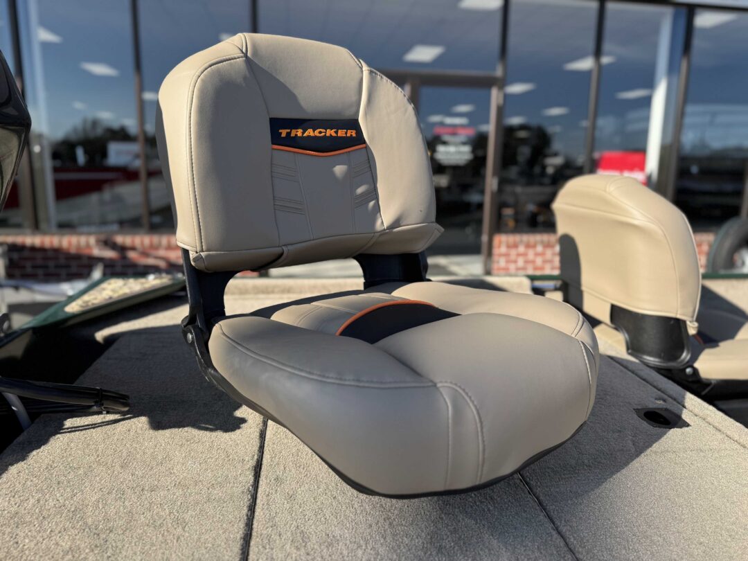 Tracker Bass Tracker Classic SE For Sale | Custom Marine | Statesboro Savannah GA Boat Dealer_13