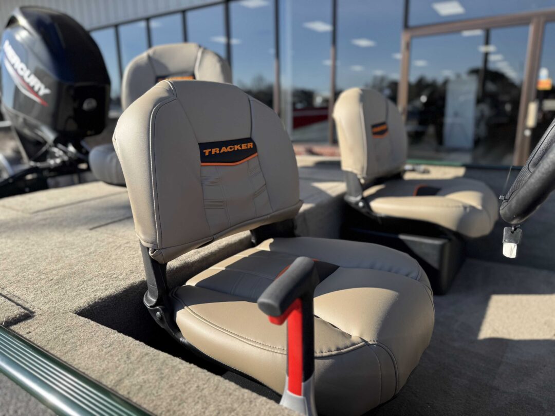 Tracker Bass Tracker Classic SE For Sale | Custom Marine | Statesboro Savannah GA Boat Dealer_15