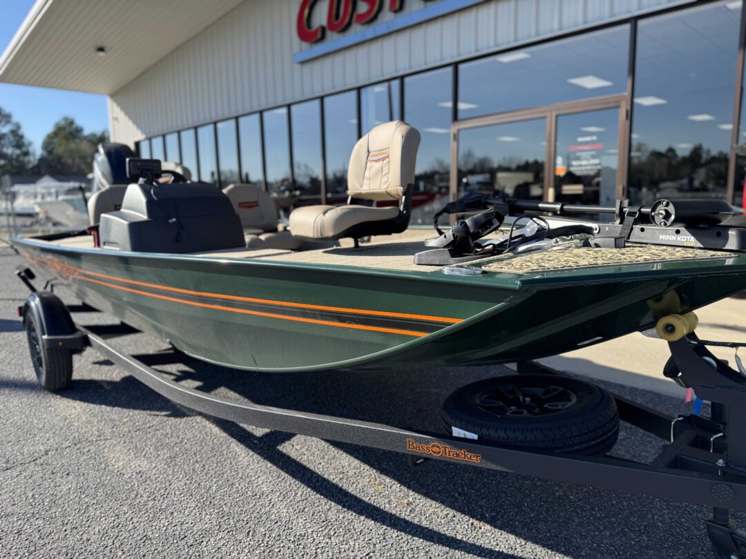 Tracker Bass Tracker Classic SE For Sale | Custom Marine | Statesboro Savannah GA Boat Dealer_11