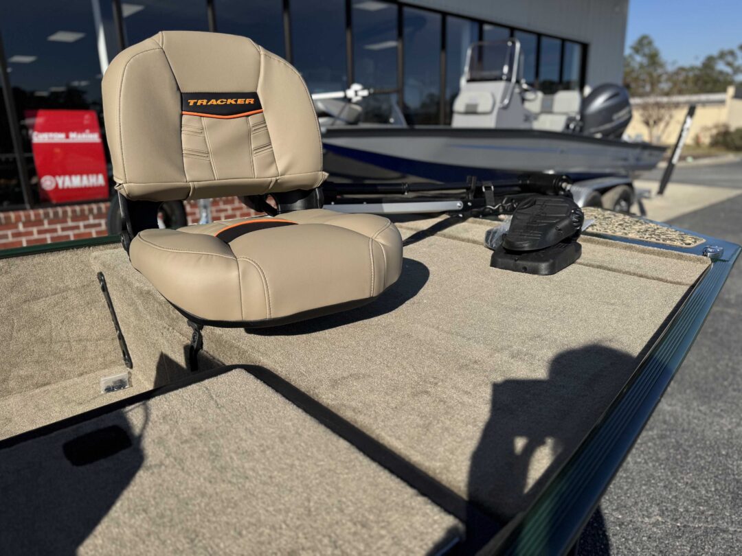 Tracker Bass Tracker Classis SE For Sale | Custom Marine | Statesboro Savannah GA Boat Dealer_9