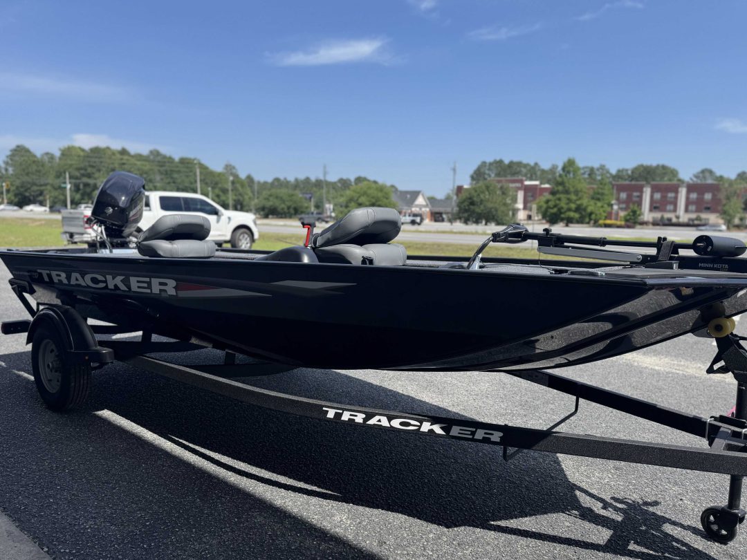 Tracker Panfish 17 For Sale | Custom Marine | Statesboro Savannah GA Boat Dealer_6