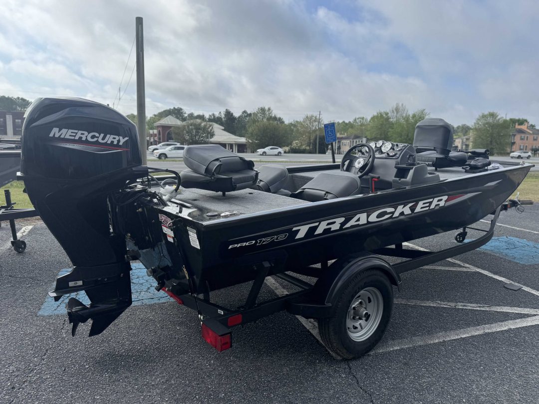 Tracker Pro 170 For Sale | Custom Marine | Statesboro Savannah GA Boat Dealer_3
