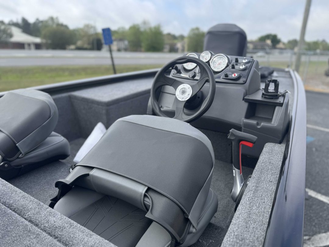 Tracker Pro 170 For Sale | Custom Marine | Statesboro Savannah GA Boat Dealer_4
