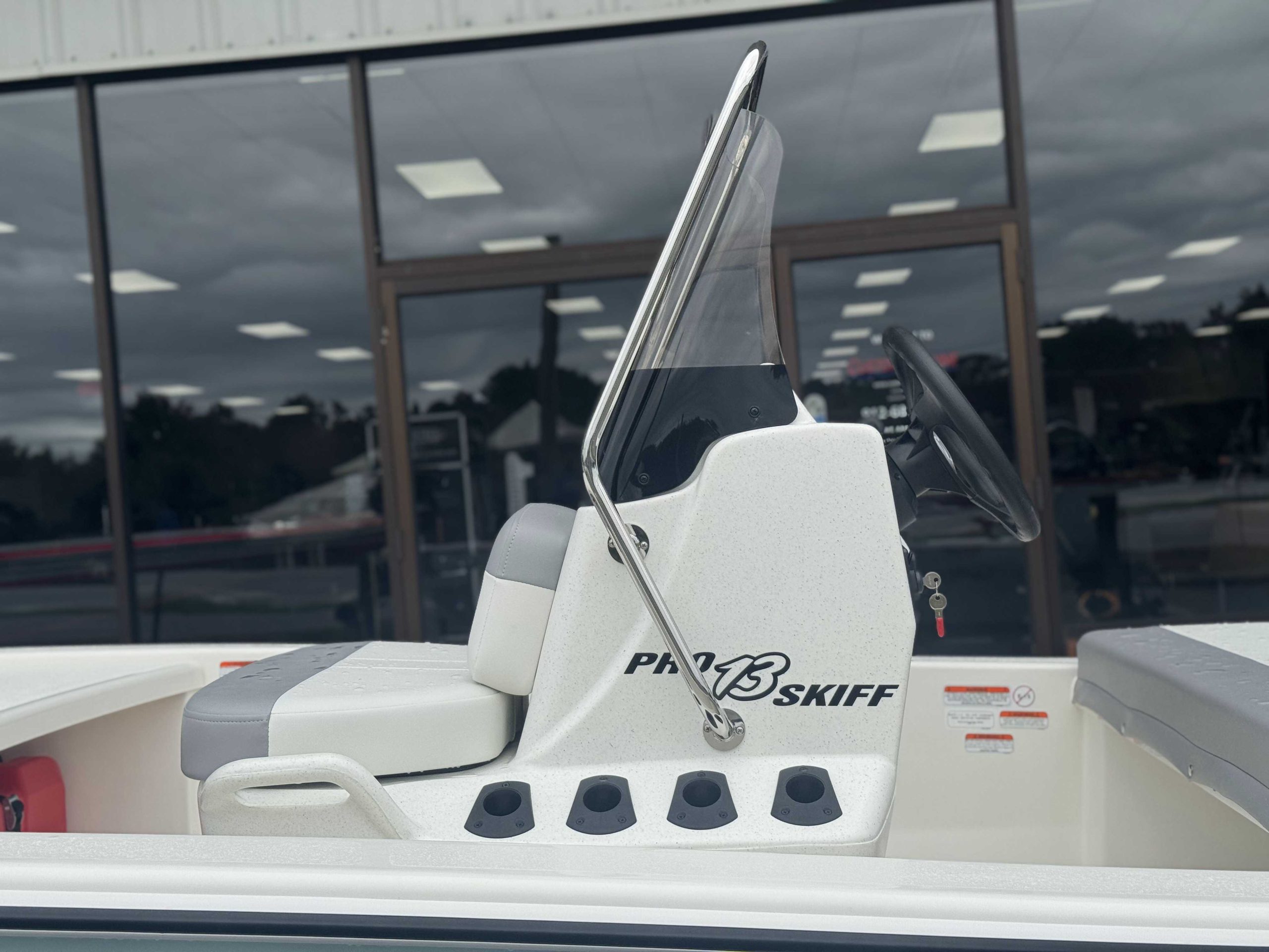 2026 Mako 13 CC <br>ID00068032<br> 7 Mako 13 CC For Sale | Custom Marine | Statesboro Savannah GA Boat Dealer_7