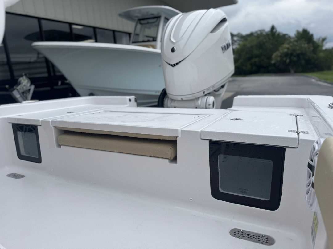 Sportsman Masters 247 OE For Sale | Custom Marine | Statesboro Savannah GA Boat Dealer_13