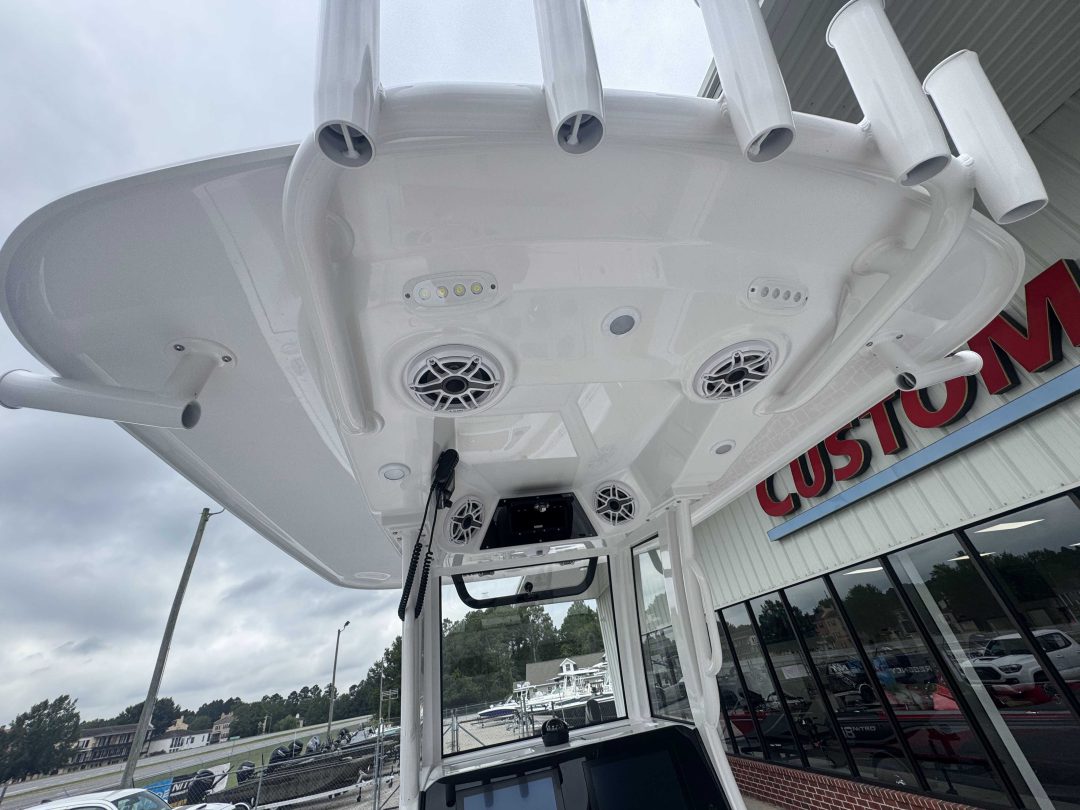Sportsman Masters 247 OE For Sale | Custom Marine | Statesboro Savannah GA Boat Dealer_14