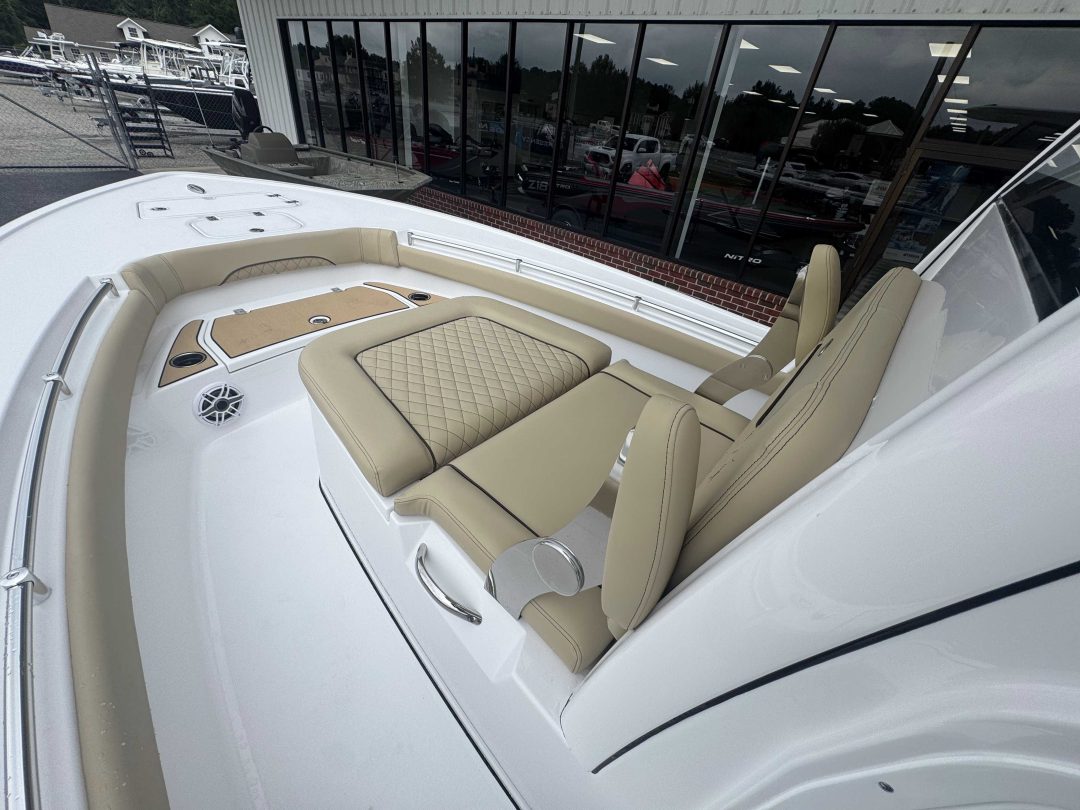 Sportsman Masters 247 OE For Sale | Custom Marine | Statesboro Savannah GA Boat Dealer_16
