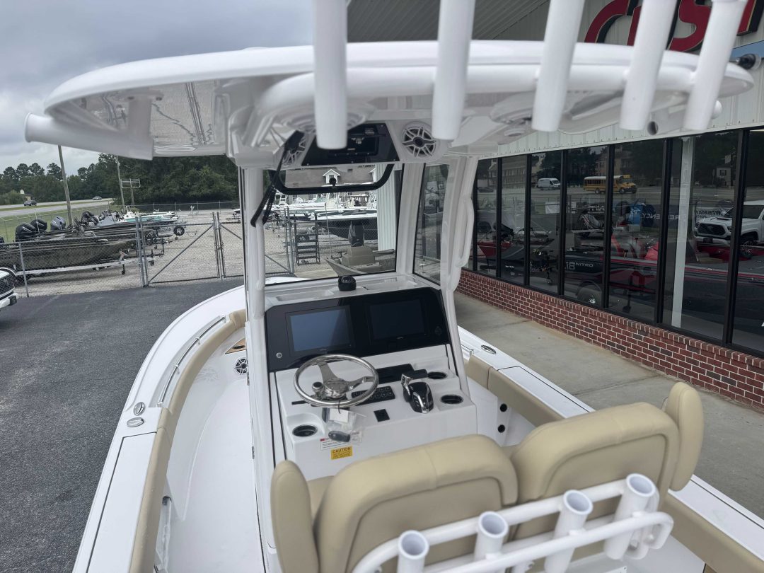 Sportsman Masters 247 OE For Sale | Custom Marine | Statesboro Savannah GA Boat Dealer_8