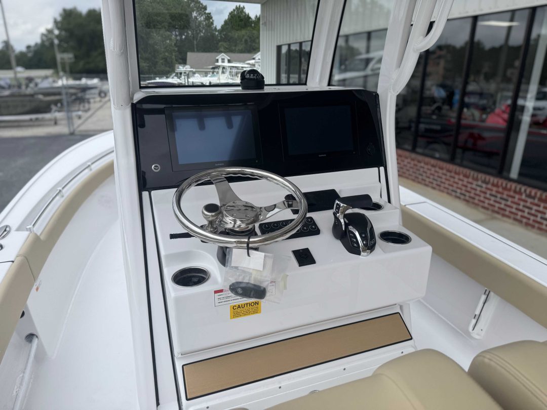 Sportsman Masters 247 OE For Sale | Custom Marine | Statesboro Savannah GA Boat Dealer_9