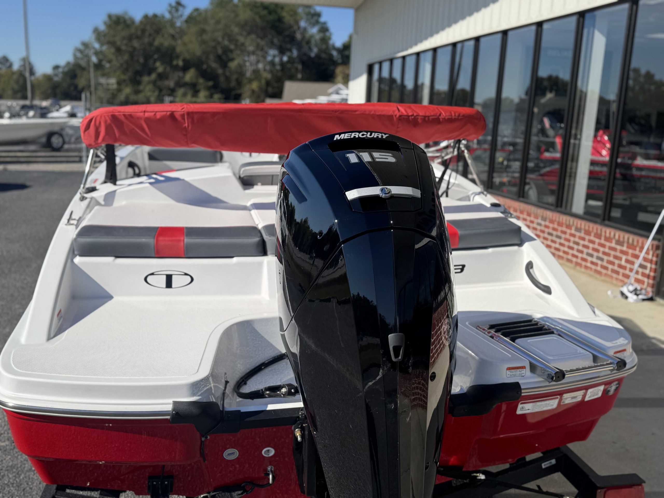 2026 Tahoe T18 <br>ID00067710<br> 3 Tahoe T18 For Sale | Custom Marine | Statesboro Savannah GA Boat Dealer_3