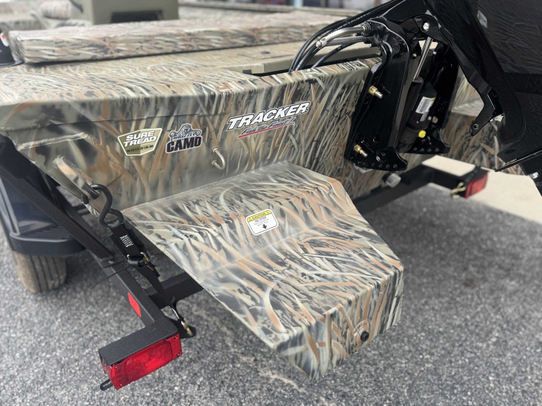 Tracker 1860CC For Sale | Custom Marine | Statesboro Savannah GA Boat Dealer_14