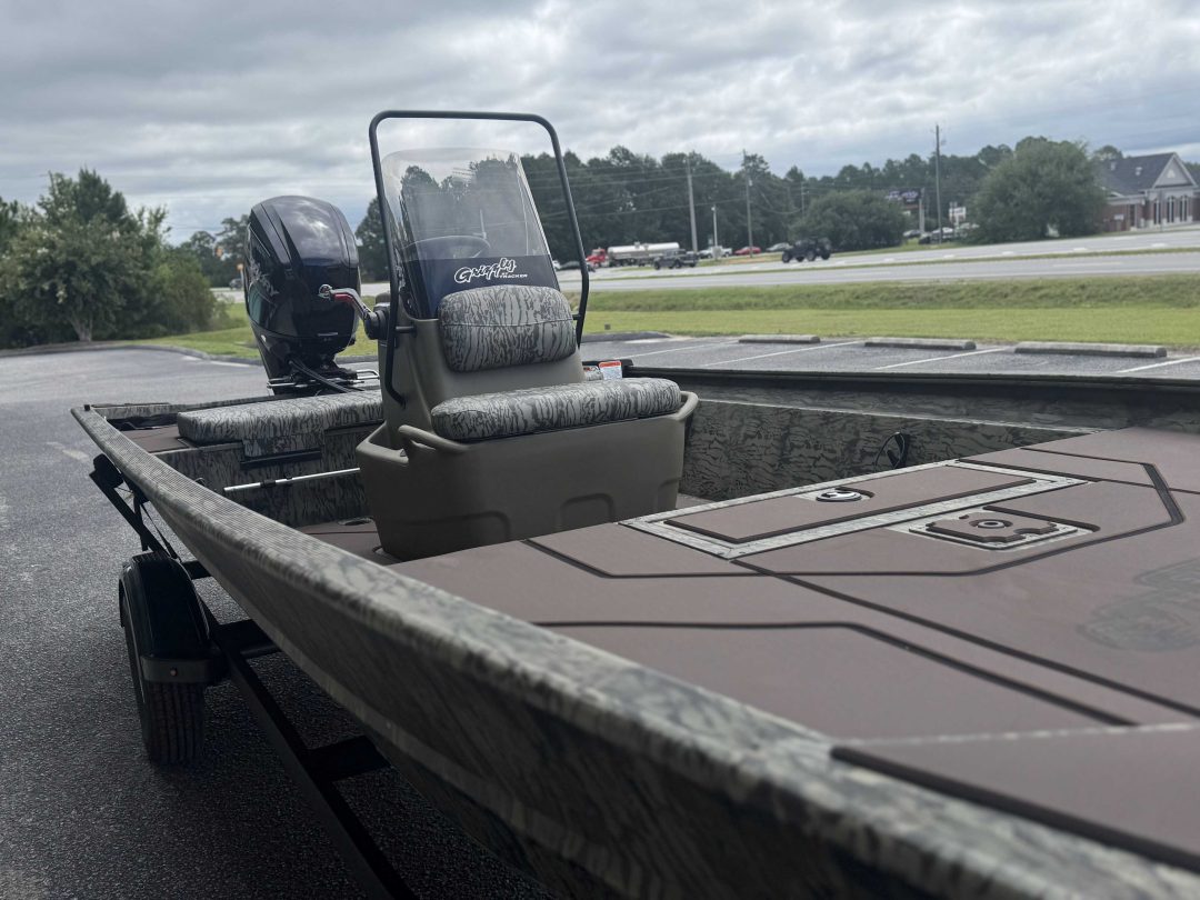 Tracker 1860 Grizzly For Sale | Custom Marine | Statesboro Savannah GA Boat Dealer_5