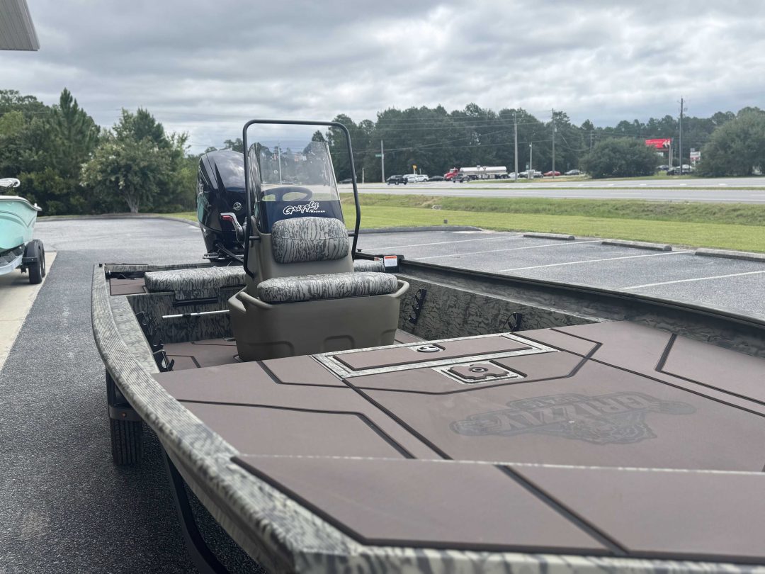 Tracker 1860 Grizzly For Sale | Custom Marine | Statesboro Savannah GA Boat Dealer_6