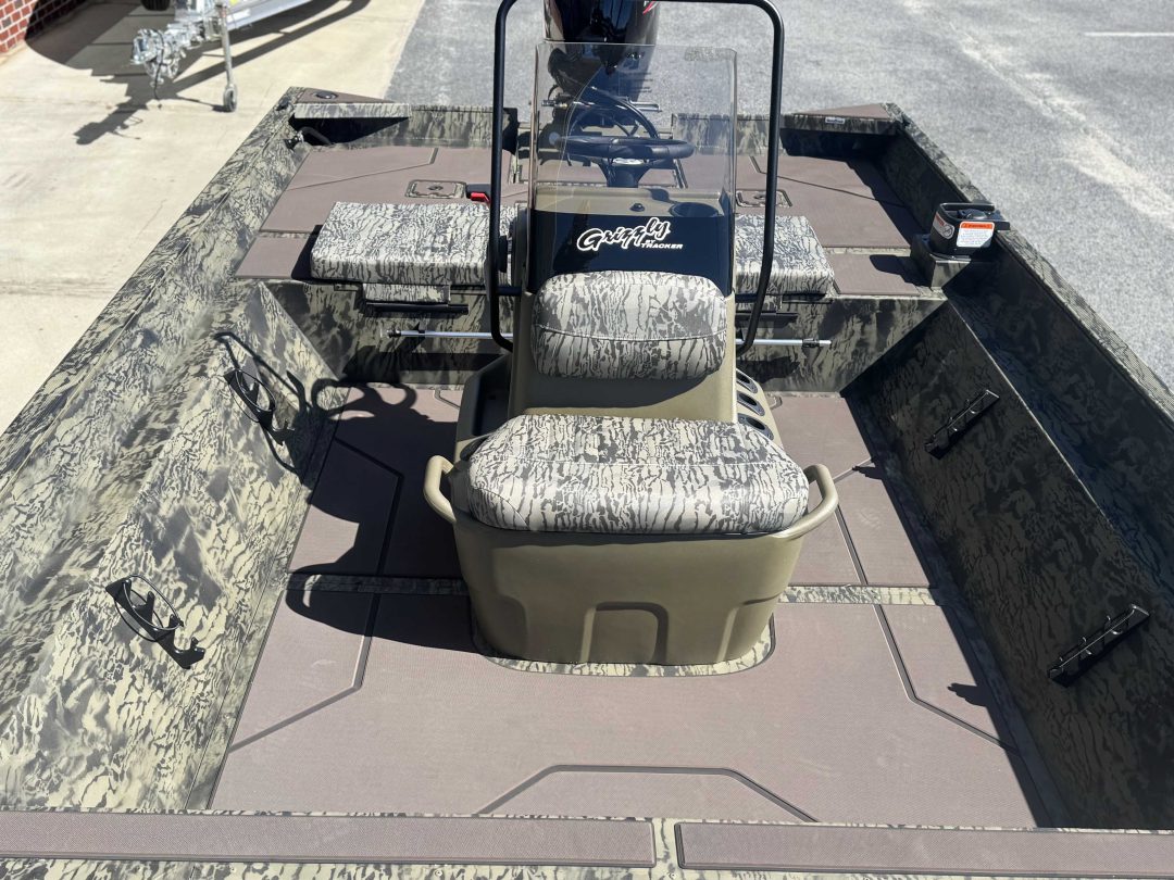 Tracker 2072CC For Sale | Custom Marine | Statesboro Savannah GA Boat Dealer_10