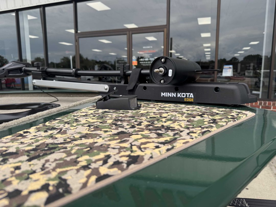 Tracker BassTracker Classic SE For Sale | Custom Marine | Statesboro Savannah GA Boat Dealer_10
