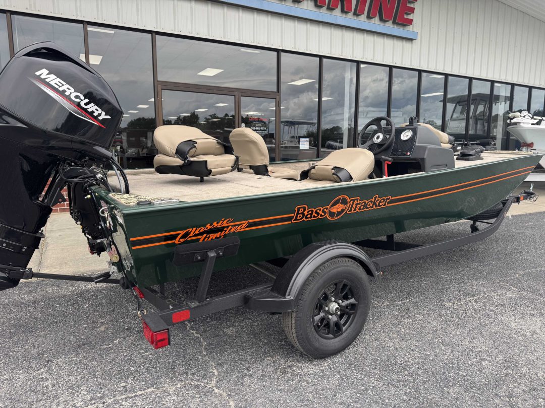 2026 Tracker BassTracker Classic SE For Sale | Custom Marine | Statesboro Savannah GA Boat Dealer_2