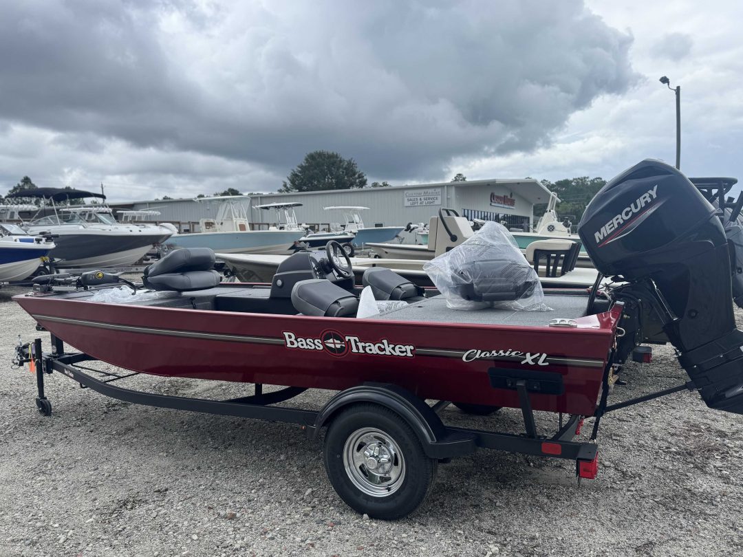 2026 Tracker BassTracker Classic XL For Sale | Custom Marine | Statesboro Savannah GA Boat Dealer_2